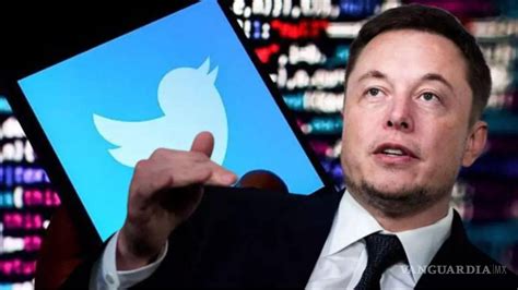 Elon Musk dice que los ingresos publicitarios de Twitter han bajado un 50% y el flujo de caja es negativo